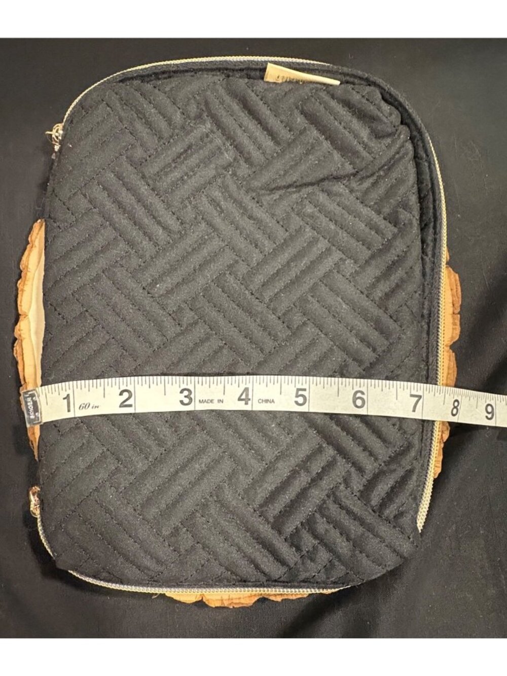 Bagsmart Quilted Black Travel Pouch Phone Cords or Makeup Brush Holder - Picture 7 of 9